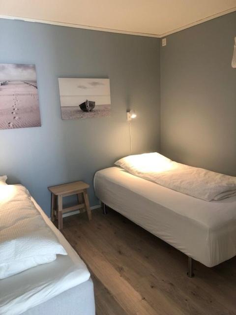 Koselig Nyoppusset 3 Roms Leilighet Med Egen Parkeringsplass I Rolige Omgivelse Naer Sjoen, 2 Mil Nord For Bergen Sentrum. Ngoại thất bức ảnh